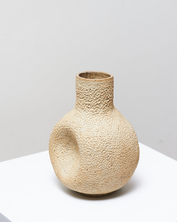 Curvy Vase - with dot dot dot texture